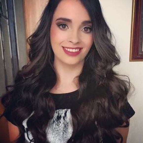 laurashariati